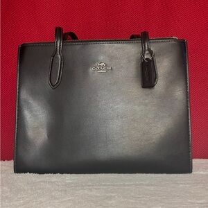 NWOT - Coach Black/silver Nina Tote for casual, business or travel.